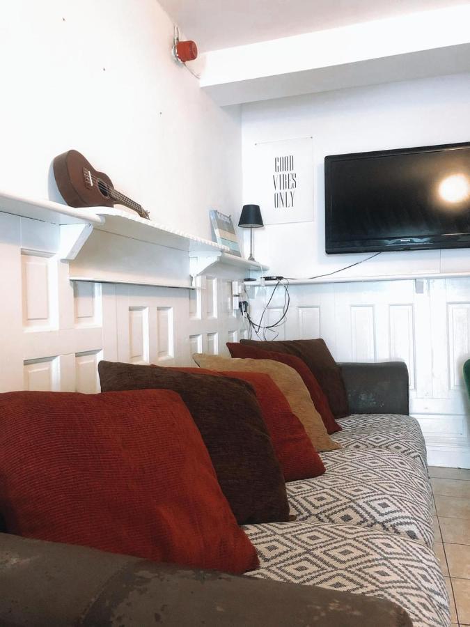 Lahinch -Beach -Surf- Hostel Eksteriør billede